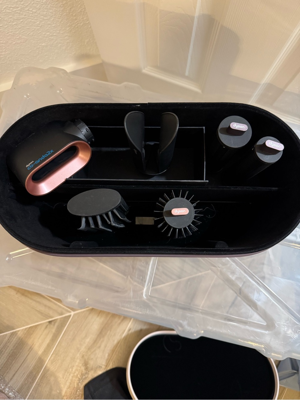 Dyson Co-Anda Airwrap Attachments & Travel Case *Nw/oT*